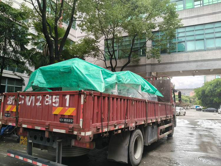 铝箔压纹万搏在线登入-官网入口_万搏（中国）
发货中